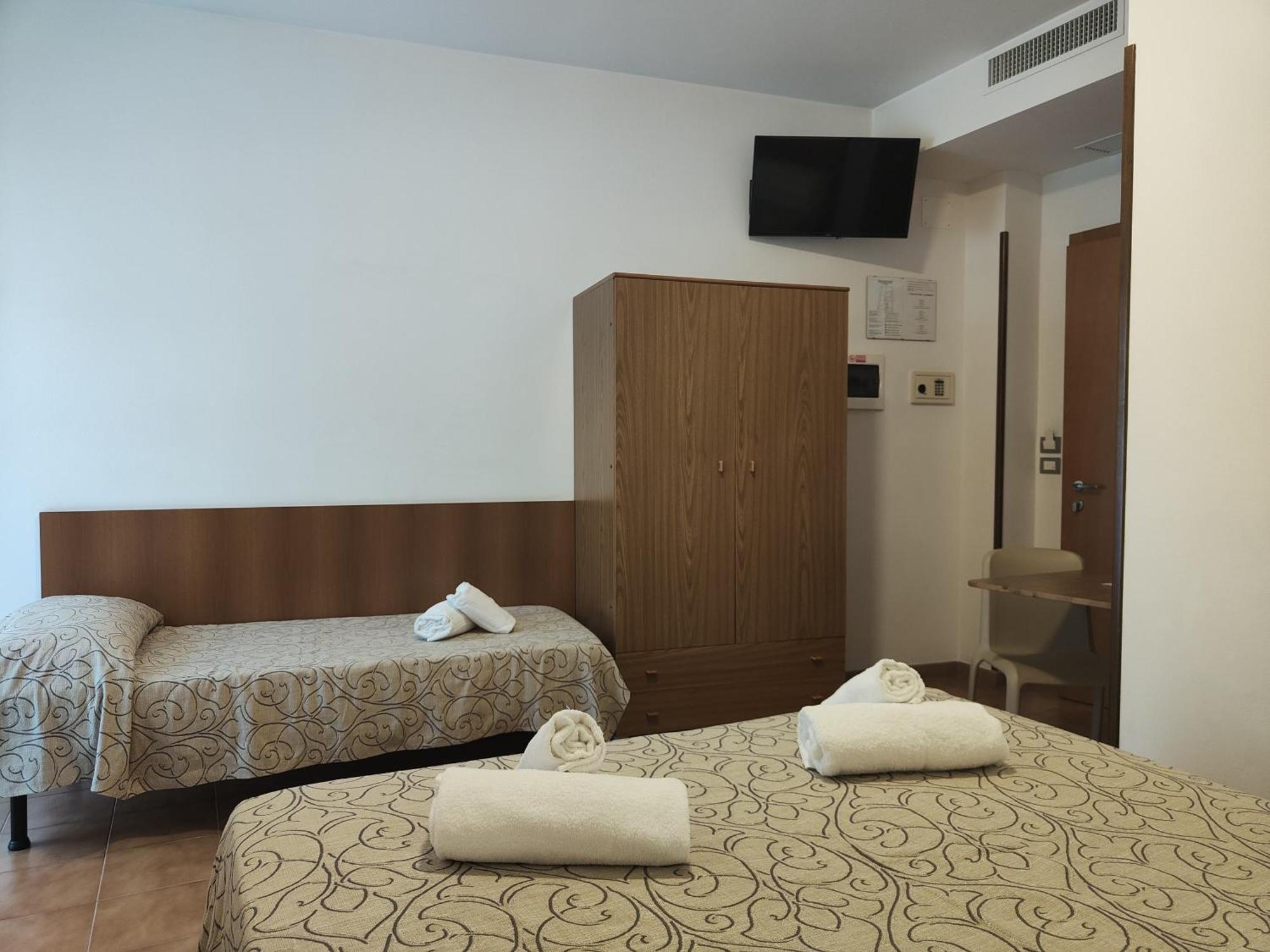 Hotel Anna 2*